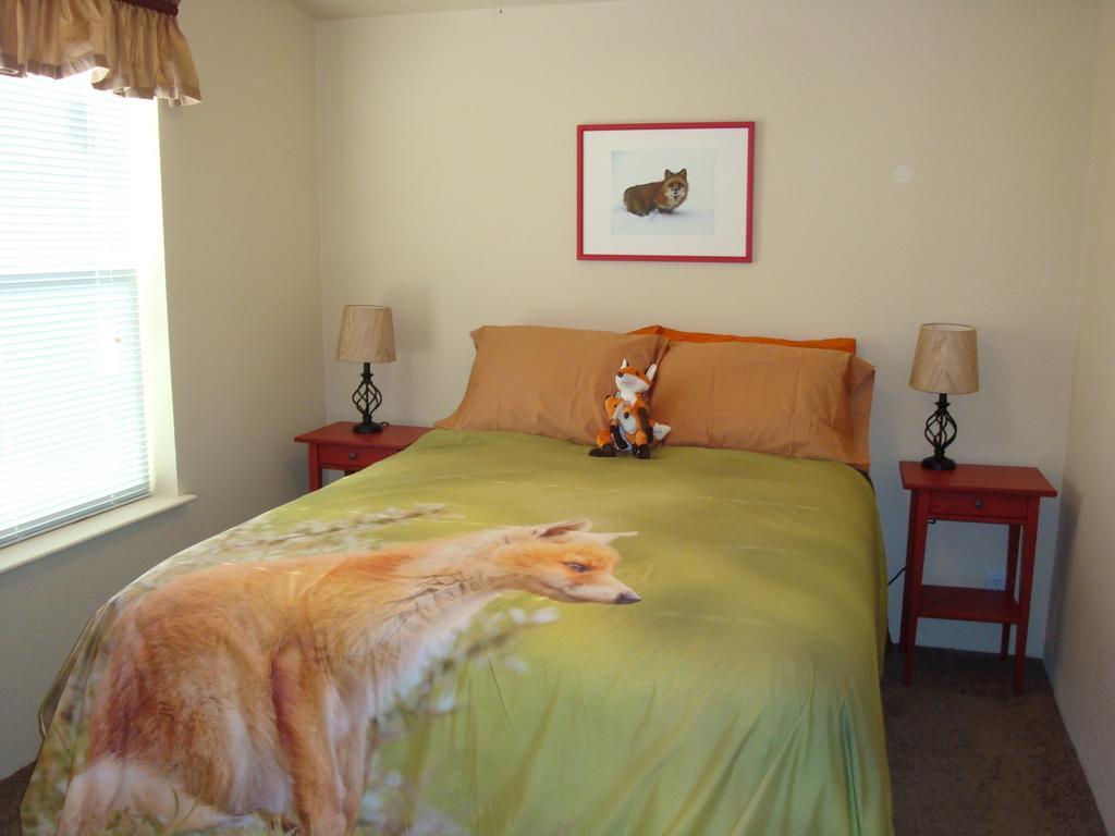 Yellowstone Wildlife Cabins 웨스트 엘로스톤 외부 사진
